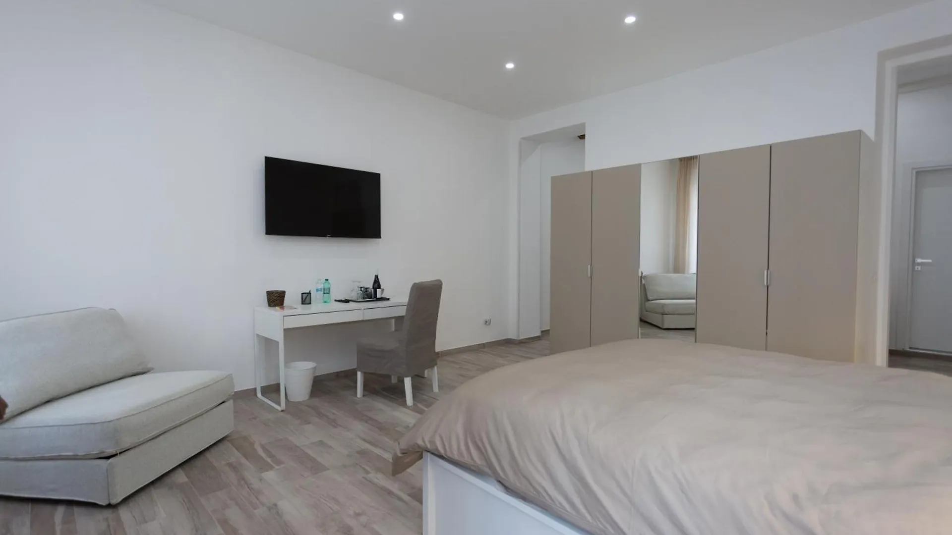 Navona 68 Hotel Rome 0*,